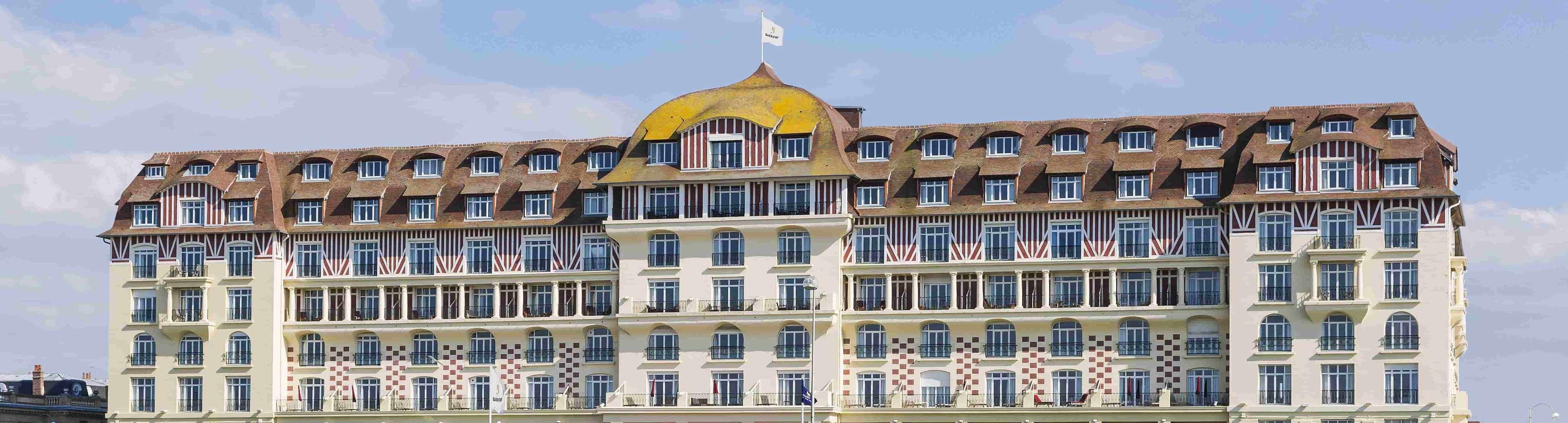 Hôtel Barrière Le Royal Deauville Extérieur photo